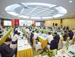Mỗi doanh nhân, doanh nghiệp đều thể hiện khát vọng xây dựng đất nước bình an và phát triển. Trong ảnh: Chủ tịch Quốc hội Vương Đình Huệ làm việc với các doanh nghiệp tại VCCI