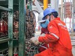 Người lao động Vietsovpetro đang làm việc trên giàn khoan