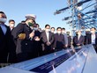 Thủ tướng Chính phủ Phạm Minh Chính thăm, khảo sát việc triển khai xây dựng cảng Lạch Huyện hôm 19/12/2021.