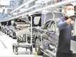 Những chiếc sedan hạng sang Mercedes S-Class được lắp ráp tại Nhà máy Mercedes-Benz AG 56 ở Sindelfingen, Đức. Ảnh: AFP