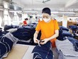 Dệt may đang chịu tác động tiêu cực từ việc chi phí sợi, vải, logistics và nhân công tiếp tục neo ở mức cao. Ảnh: Đ.T