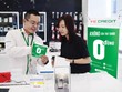 Tập trung vào bán lẻ giúp các ngân hàng giảm thiểu rủi ro.