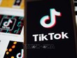 Biểu tượng TikTok tại Arlington, Virginia, Mỹ. Ảnh: AFP/TTXVN
