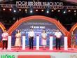 Các đại biểu cắt băng khai mạc hội chợ “Thực phẩm đồ uống - Food and Drink Hà Nội 2023”. Ảnh: Hoài Nam