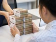 Lãi suất trung bình của những khoản cho vay mới tại nhiều ngân hàng hiện giảm hơn 2%/năm so với đầu năm