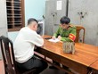 Công an TP. Đông Hà lập biên bản vi phạm về việc sử dụng pháo nổ trái phép của đối tượng vi phạm