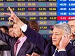 Khối ngoại bán ròng, khối công ty chứng khoán tái cơ cấu danh mục...