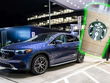 Mercedes-Benz hợp tác với Starbucks lắp đặt trạm sạc nhanh cho xe điện