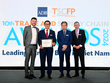 HDBank tiếp tục khẳng định năng lực quản lý rủi ro, sự minh bạch và hiệu quả trong hoạt động tài trợ thương mại, hỗ trợ phát triển bền vững cho các doanh nghiệp Việt Nam, khi lần thứ hai liên tiếp, HDBank nhận giải thưởng Ngân hàng đối tác hàng đầu tại Việt Nam từ ADB (tháng 9/2024).