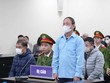 Cựu Chủ tịch HĐTV NXB Giáo dục Nguyễn Đức Thái trước bục khai báo.