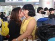 Việt kiều bồi hồi, xúc động trở về quê hương đón Tết Ất Tỵ