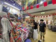 Khu vực hộ kinh doanh chiếm một cấu phần quan trọng trong nền kinh tế, tạo ra nhiều việc làm cho xã hội. Ảnh: Đức Thanh