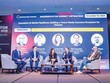 Ông Bùi Trung Kiên, Tổng giám đốc MB Life (thứ hai từ phải sang) cùng các diễn giả tại InsurInnovator Connect Vietnam 2025