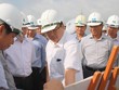 Phó Thủ tướng Hoàng Trung Hải chỉ đạo tại công trường
