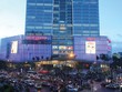 Trung tâm thương mại Lotte Center Hà Nội nằm ở địa điểm dễ ùn tắc giao thông