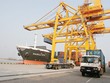 Một trong những lý do khiến doanh thu của các DN cảng giảm là do đã giảm giá dịch vụ để cạnh tranh với nhau