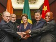 Lãnh đạo khối BRICS trong cuộc họp thượng đỉnh 2014 (ảnh: internet)