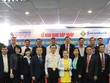 Lãnh đạo các ban ngành cùng Ban điều hành Sacombank và Southern Bank tại lễ ký kết sáp nhập 2 ngân hàng