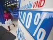 Mặt bằng lãi suất cho vay giảm mạnh từ trung bình 17-18%/năm xuống còn dưới 10%/năm, thậm chí là 6-7%/năm với các lĩnh vực ưu tiên