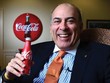 Nhà đầu tư giận dữ, CEO Coca-Cola bị cắt 42% lương