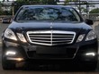 Xe Mercedes-Benz E250 phiên bản 2009 có giá công bố cho xem mới là 86.900 USD, tương đương 1,6 tỷ đồng.