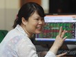 Thị trường chứng khoán tháng 7: Đà tăng dựa vào nội lực