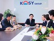 Ban lãnh đạo Kosy trong một buổi họp
