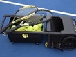 TenniBot, robot nhặt bóng tennis đầu tiên trên thế giới