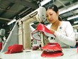 Giày dép, túi xách là những mặt hàng xuất khẩu của Việt Nam được các thị trường lớn ưa chuộng. Ảnh: Đức Thanh