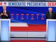 Cựu Phó Tổng thống Joe Biden (bìa trái) và thượng nghị sĩ Bernie Sanders chạm trán tại cuộc tranh luận Bầu cử tổng thống năm 2020 lần thứ 11 của đảng Dân chủ diễn ra vào ngày 15/3 tại Washington. Ảnh: AFP