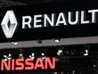 Biểu tượng của hãng Renault và Nissan tại triển lãm ô tô ở Brussels, Bỉ. Ảnh: AFP/TTXVN