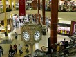 Bên trong một trung tâm mua sắm Westfield tại Sydney. Ảnh: AFP