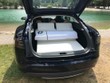 Dreamcase, bộ giường ngủ đặc biệt cho xe Tesla