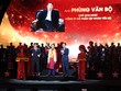 Ông Phùng Văn Bộ - Chủ tịch HĐQT TTB Group vinh dự nhận được giải thưởng Top 10 Sao Đỏ - Doanh nhân trẻ Việt Nam tiêu biểu 2019.