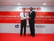 Techcombank nhận liên tiếp 10 giải thưởng quốc tế