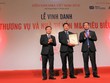Ông Lê Thành Trung, Phó tổng giám đốc HDBank nhận giải “Doanh nghiệp có chiến lược M & A tiêu biểu Nhất của Thập kỷ (2009- 2018