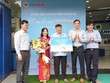 VietBank trao 1 tỷ đồng cho khách hàng trúng giải đặc biệt chương trình "Vi vu hè mới - Quà tới trao tay"