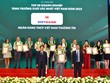 Ông Nguyễn Tiến Sỹ - Phó Tổng Giám đốc, đại diện Vietbank nhận danh hiệu Top 50 Doanh nghiệp tăng trưởng xuất sắc nhất Việt Nam 2023.