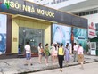 Ngôi nhà mơ ước - điểm bán hàng cho khách Trung Quốc tại TP Hạ Long.