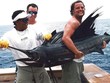 Duff (phải) câu cá kiếm tại Costa Rica. Ảnh: Turney Duff