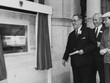 Nhìn lại 50 năm, ngày máy ATM ra đời