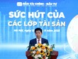 Ông Phạm Văn Hoành, Tổng Biên tập Báo Tài chính - Đầu tư phát biểu khai mạc Tọa đàm. Ảnh: Chí Cường