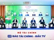 Phiên thảo luận tại Hội thảo “Chính sách tín dụng và thị trường carbon: Khơi thông dòng vốn xanh”. Ảnh: Chí Cường