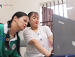 Dù bị bại não, Trần Ngọc Ánh vẫn tự học marketing online, tìm việc làm và kết nối việc làm cho những người khuyết tật khác.