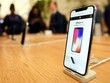 Các nhà bán lẻ cho biết iPhone X chính hãng có thể lên kệ sớm, ngay từ cuối tháng 11 thay vì phải đợi tới tháng 12 hay qua năm sau như dự kiến lúc trước.