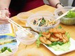 Nhiều món ăn truyền thống Việt Nam như phở, bún chả, nem, bánh tôm được truyền thông nước ngoài ca ngợi. Ảnh: Phạm Huyền.