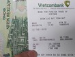 Mức phí rút ATM 1.100 đồng của Vietcombank sẽ được tăng lên 1.650 đồng từ ngày 16/5. Ảnh: Anh Tú.