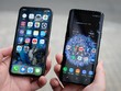 iPhone và Galaxy chạy đua giảm giá trong dịp hè.