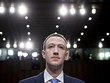 Tài sản của Mark Zuckerberg, người sáng lập, của Facebook, chỉ còn chưa tới 70 tỷ USD. Ảnh: Bloomberg.