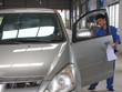 Xe đi đăng kiểm sẽ phải đảm bảo quy định về khí thải. Ảnh: Đoàn Loan.